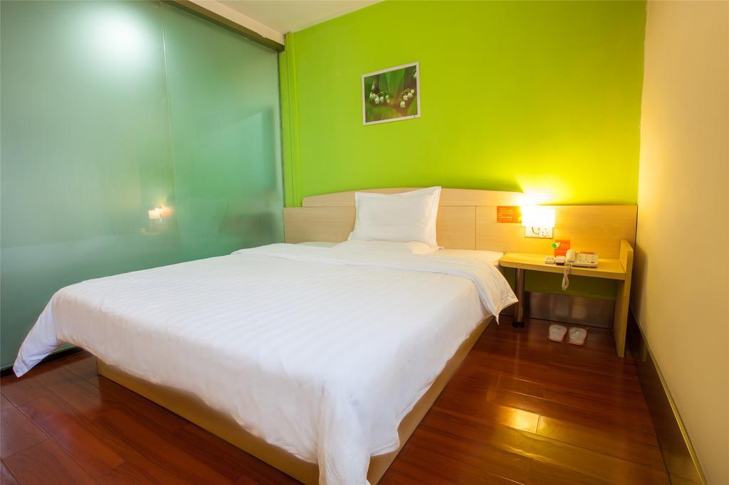 7Days Inn Qingdao Wusi Square Middle Xianggang Road Zimmer foto